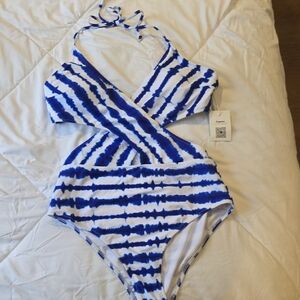 Cupshe Blue and White Tie-Dye One Piece